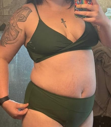 Customer photo review of Emoswim - V-Ausschnitt High Waist Bikini