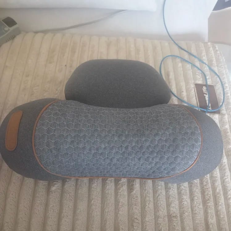 Customer photo review of Original Cillaxe™ Thera Pillow