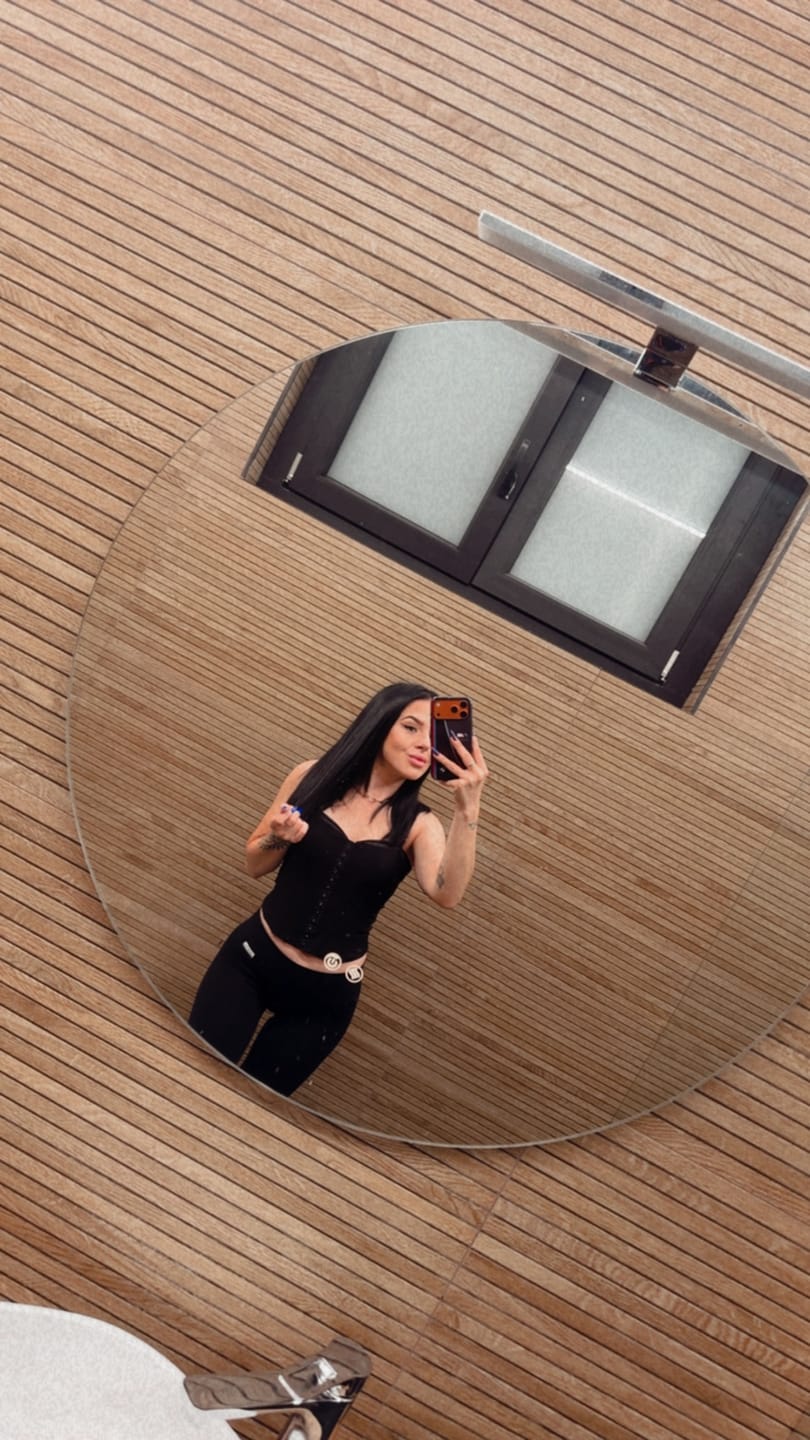 Customer photo review of Leggings Push Up a vita bassa Allure Nero