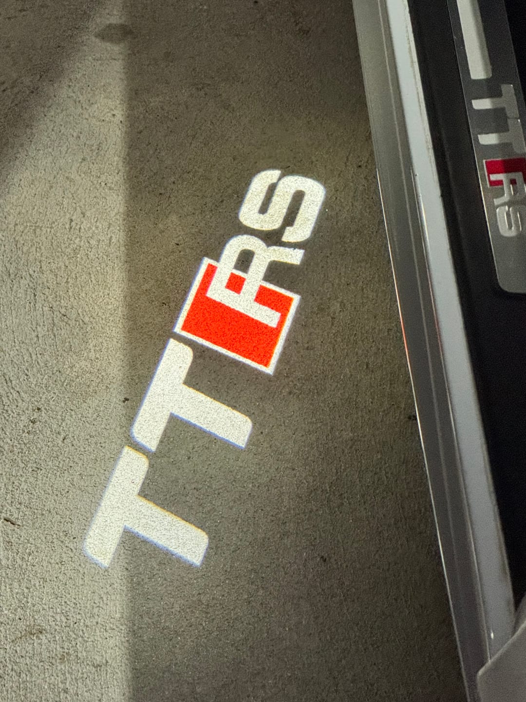 Customer photo review of AUDI DOOR LIGHTS