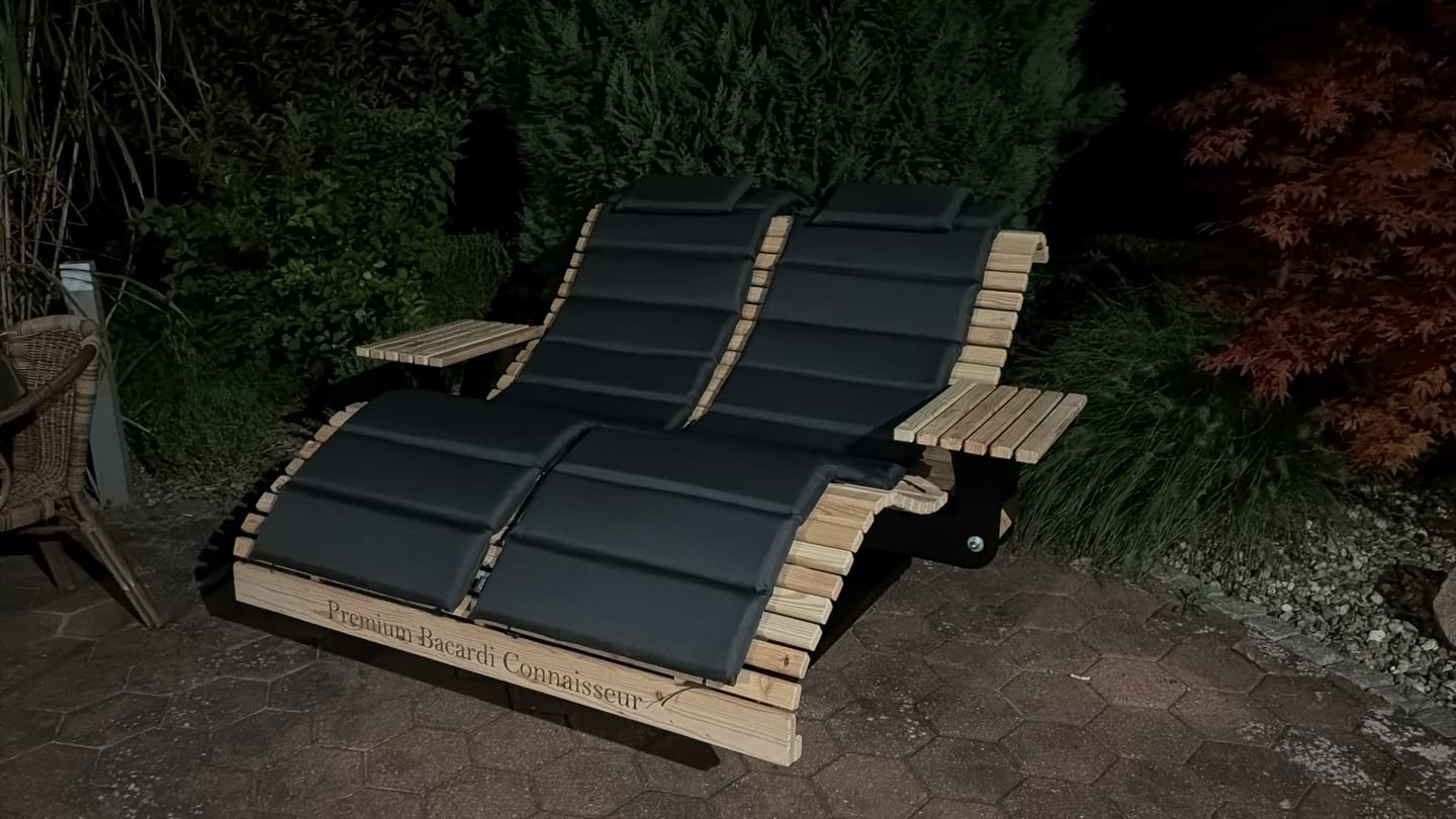 Customer photo review of Premium Abdeckplane / Schutzhülle für unsere Gartenliegen