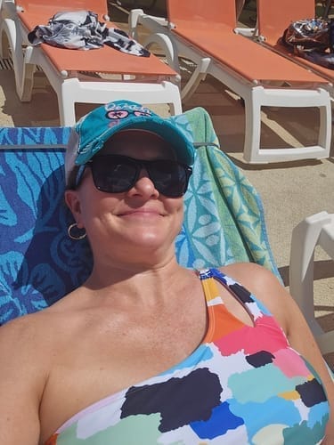 Customer photo review of Emoswim - One-Shoulder Badeanzug für Damen Bauchweg Bademode
