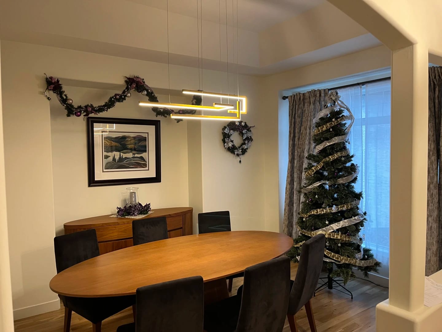 Customer photo review of Black Chandelier for Stairwell, Geometric Design, 150 cm