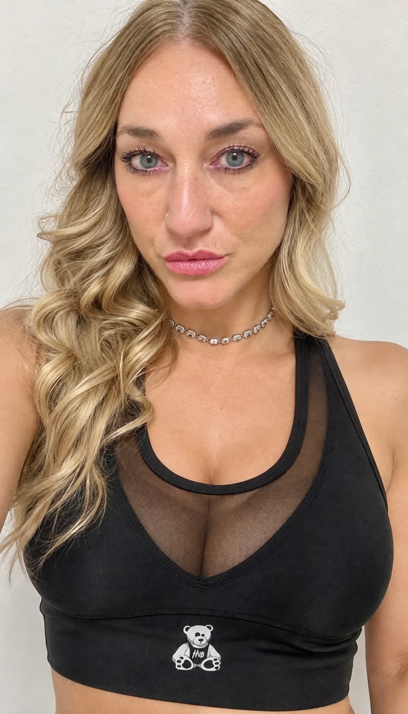 Customer photo review of TOP PARIS BLACK