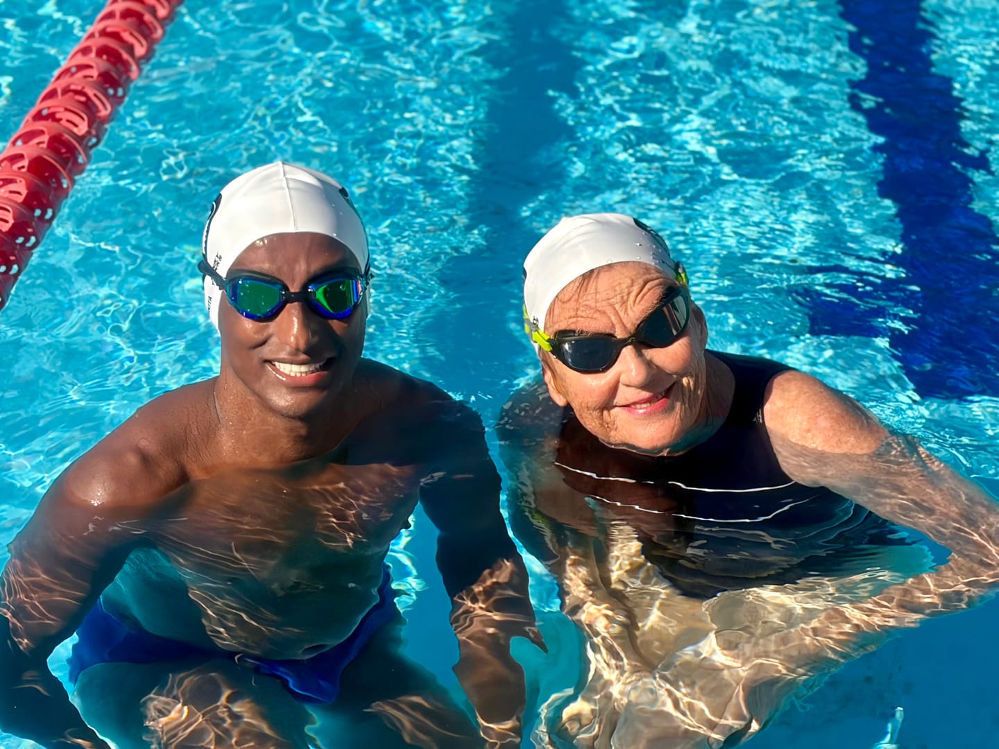 Customer photo review of NanoClear™ Viper Swim Goggles Blue Mirror - (Black)