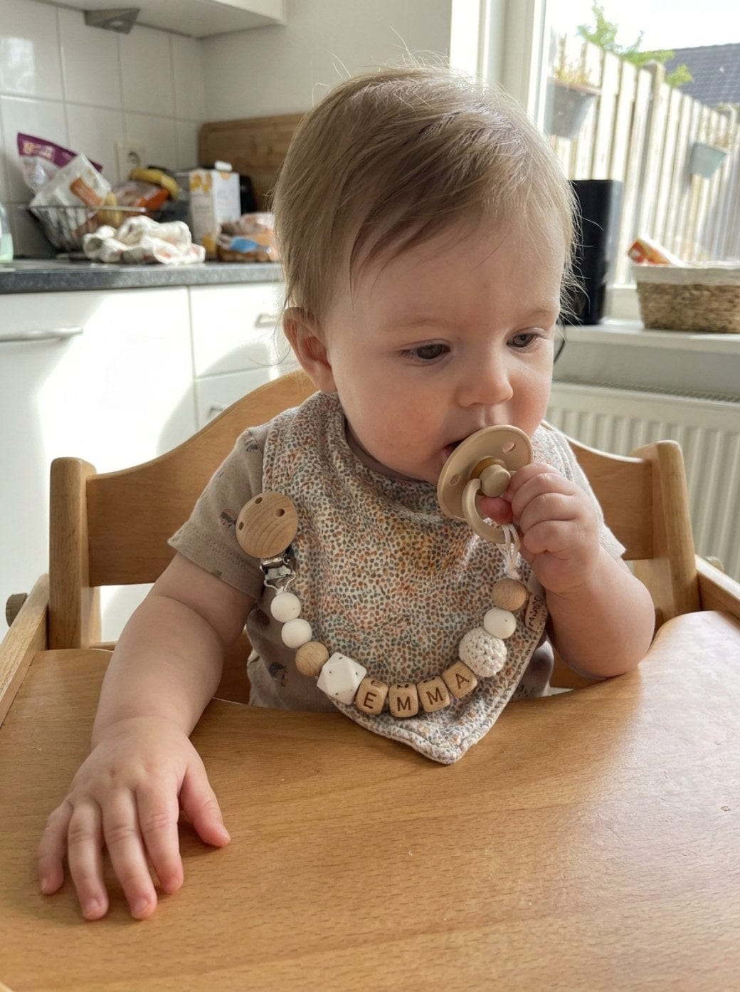 Customer photo review of Schnullerkette mit Namen Koala | Personalisiert Holz Silikon Gravur Baby