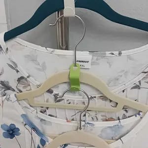 Customer photo review of Ottimizzazione Spazio Appendini Ganci Alta Capacità 20 Pezzi