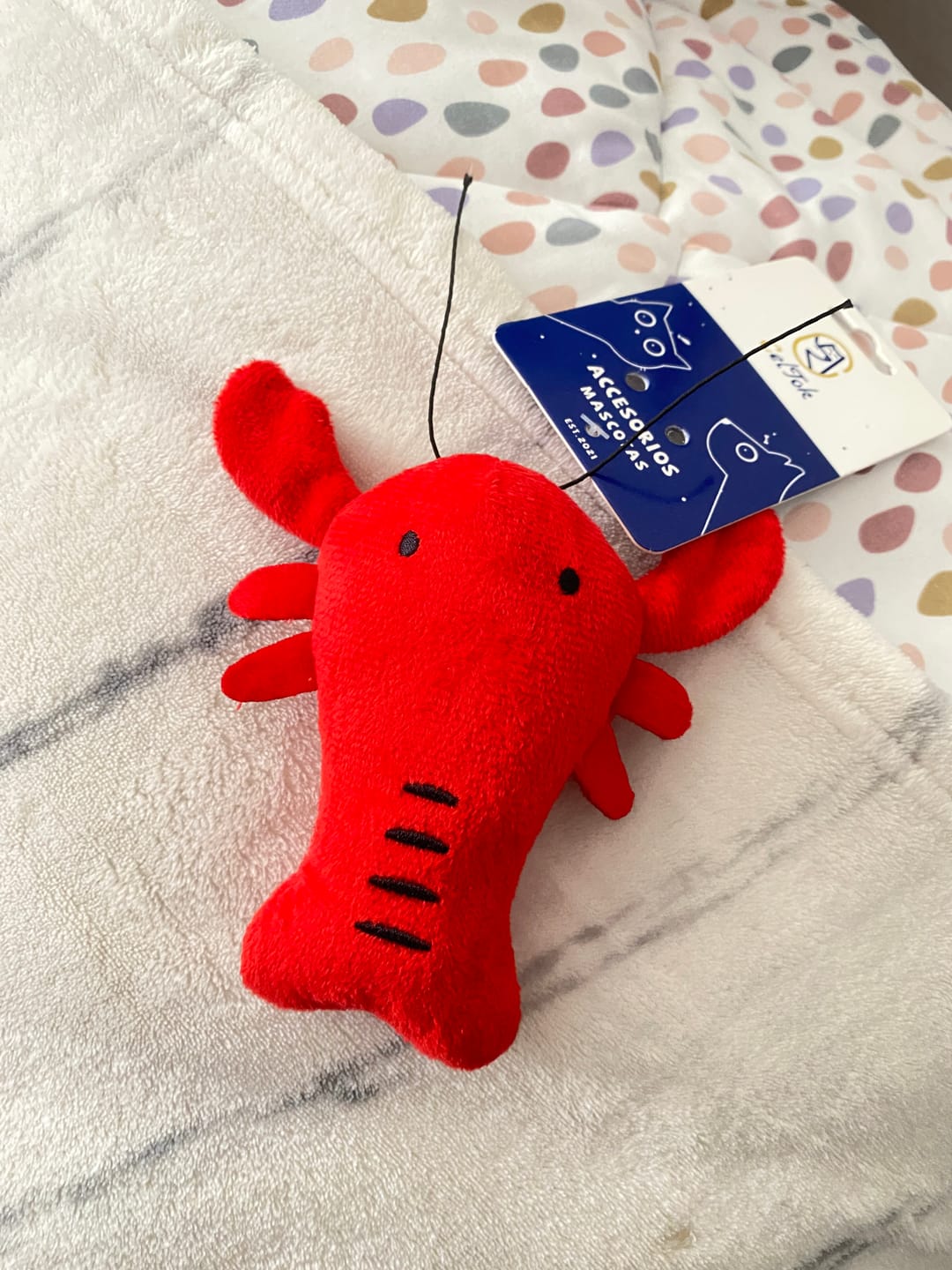 Customer photo review of CT3496 1 Pieza De Juguete De Peluche Diseño Langosta Para Mascota