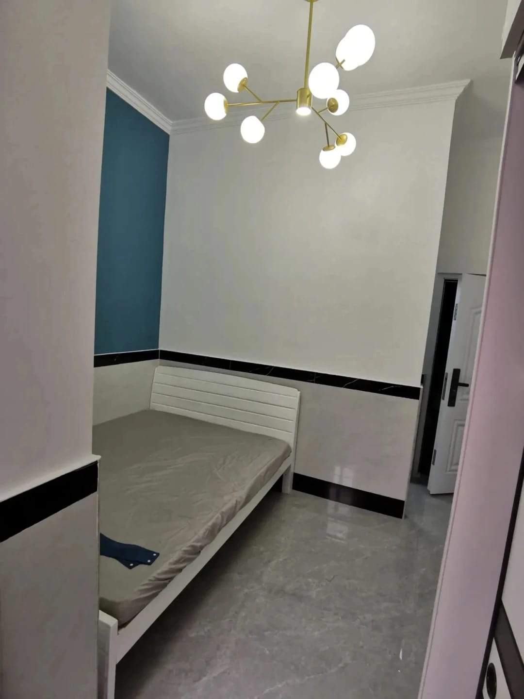 Customer photo review of Glass Chandelier for Bedroom, Branching Arms, 110 cm