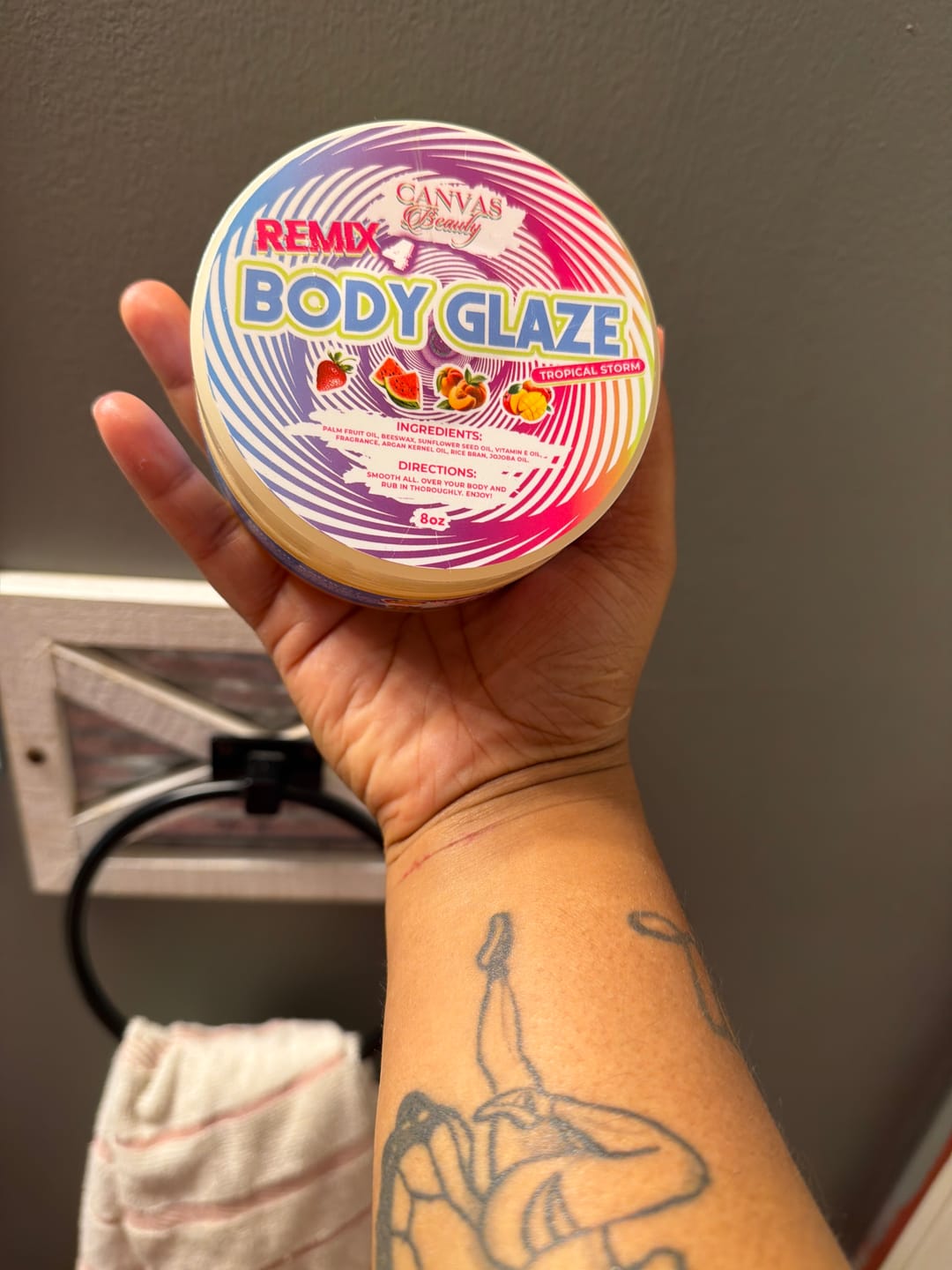 Customer photo review of (NEW) BODY GLAZE: REMIX 4 TROPICAL STORM