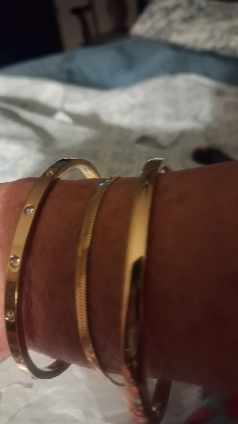 Customer photo review of Vina Bracelet (Bundle)