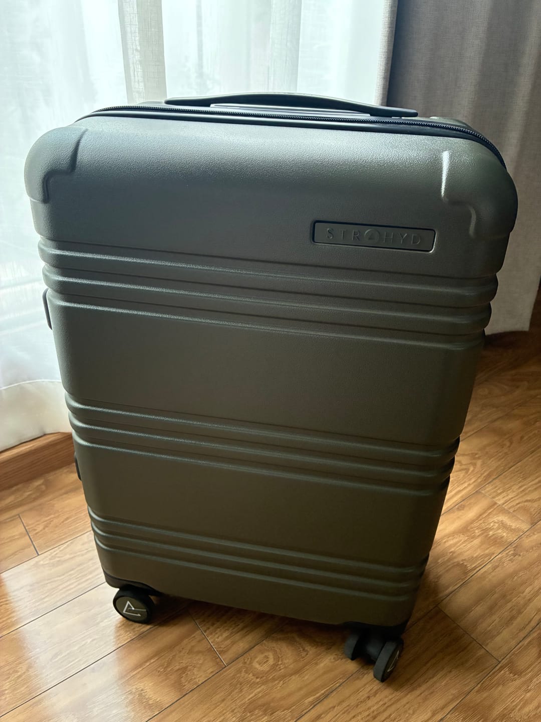 Customer photo review of Carry-On Max Expandible