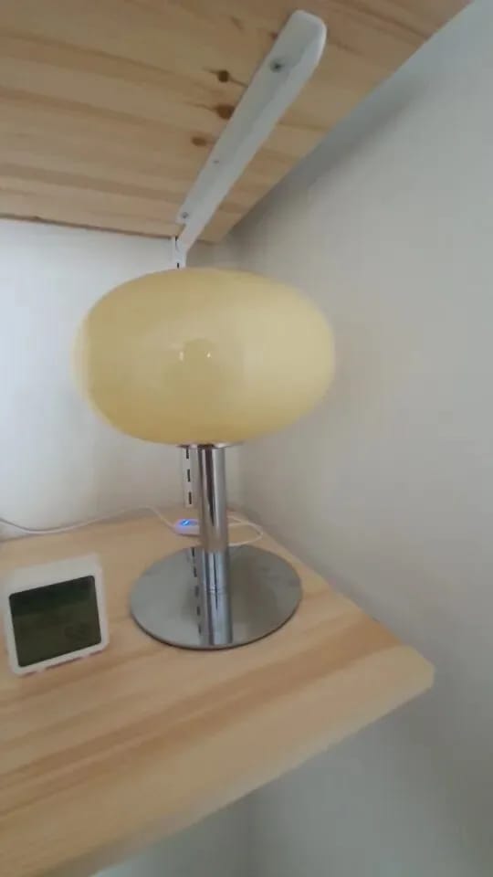 Customer photo review of Pink Glass Table Lamp for Bedside, Iron Base, 22 × 29 cm