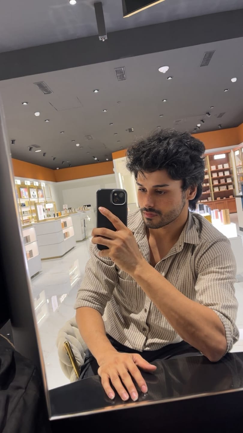 Customer photo review of REBELAW Premium Beige Stripe Cotton Regular Fit Shirt
