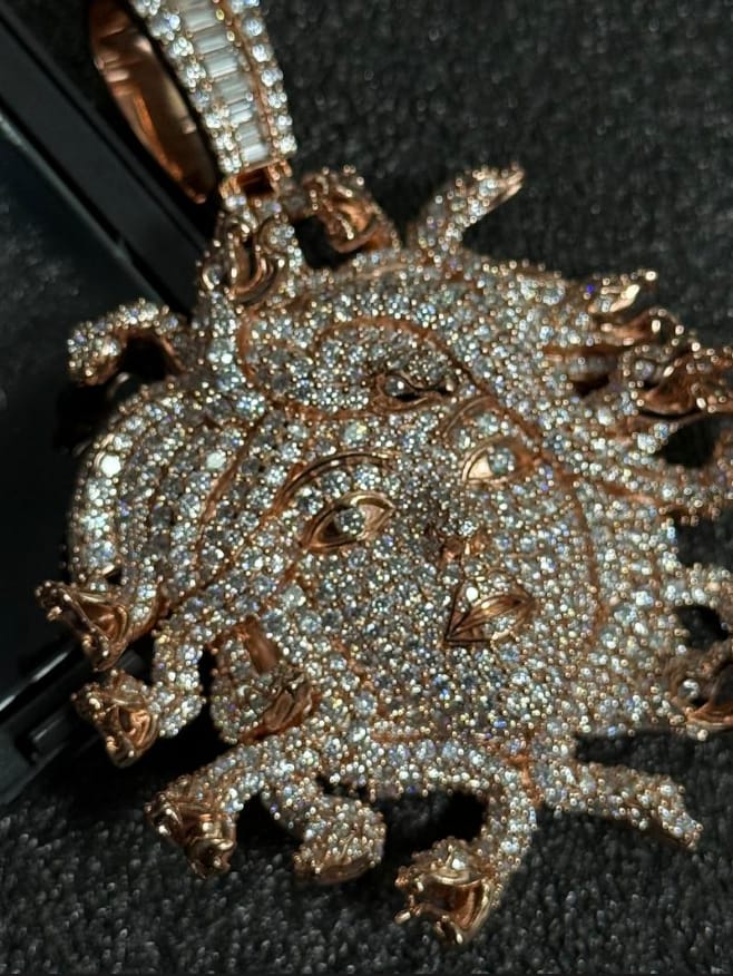 Customer photo review of GL Medusa 925 Sterling Silver Moissanite Pendant