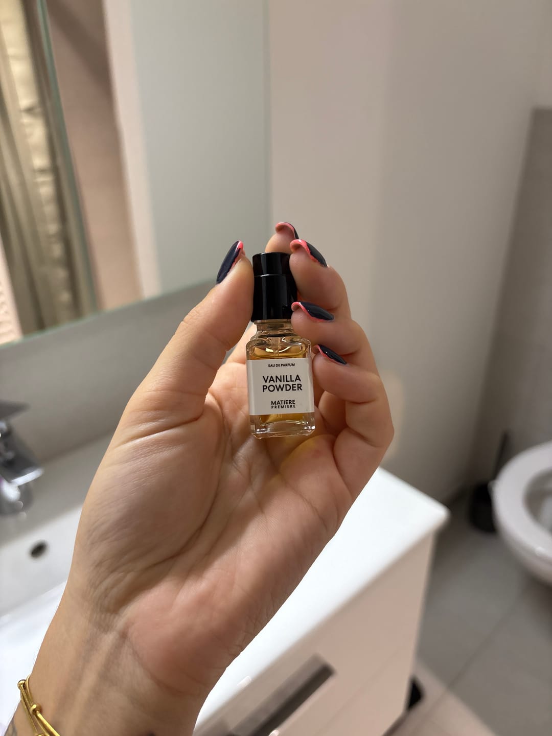 Customer photo review of Matiere Premiere Vanilla Powder
