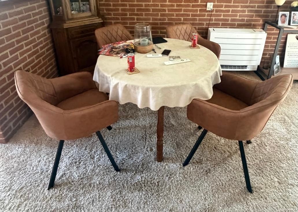 Customer photo review of Brione Draaibare Eetkamerstoel - Cognac