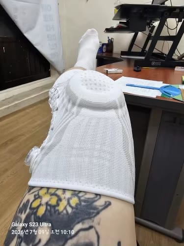 Customer photo review of Verstellbare Kniebandage – Stabilität & Schmerzlinderung