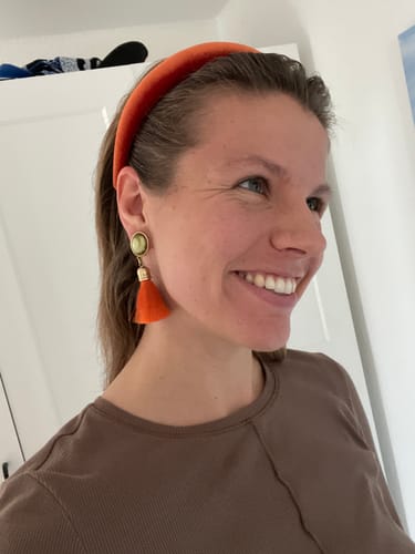 Customer photo review of Glatter Samt-Haarreif in Orange