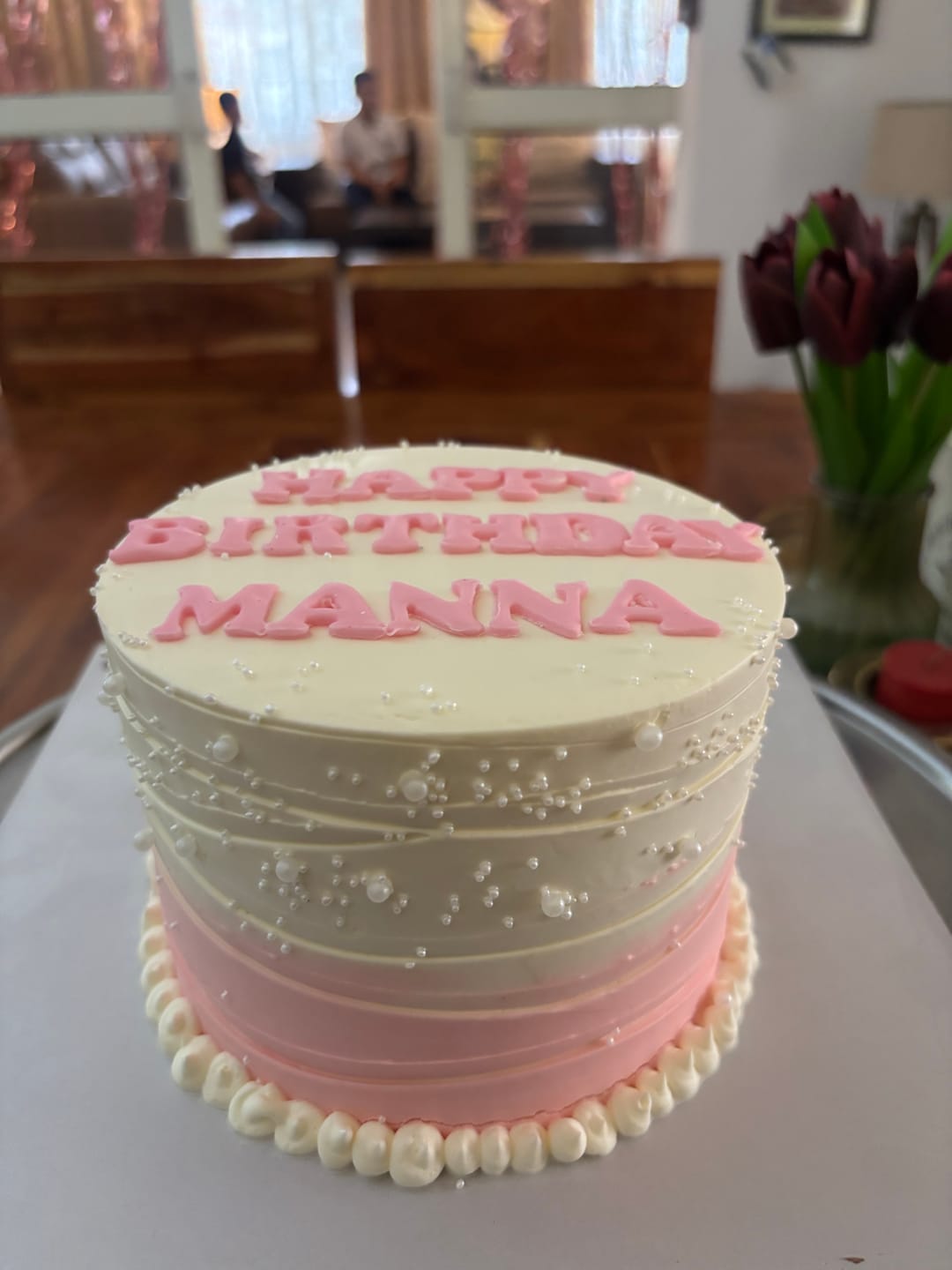 Customer photo review of White Ombre Pearl Cake