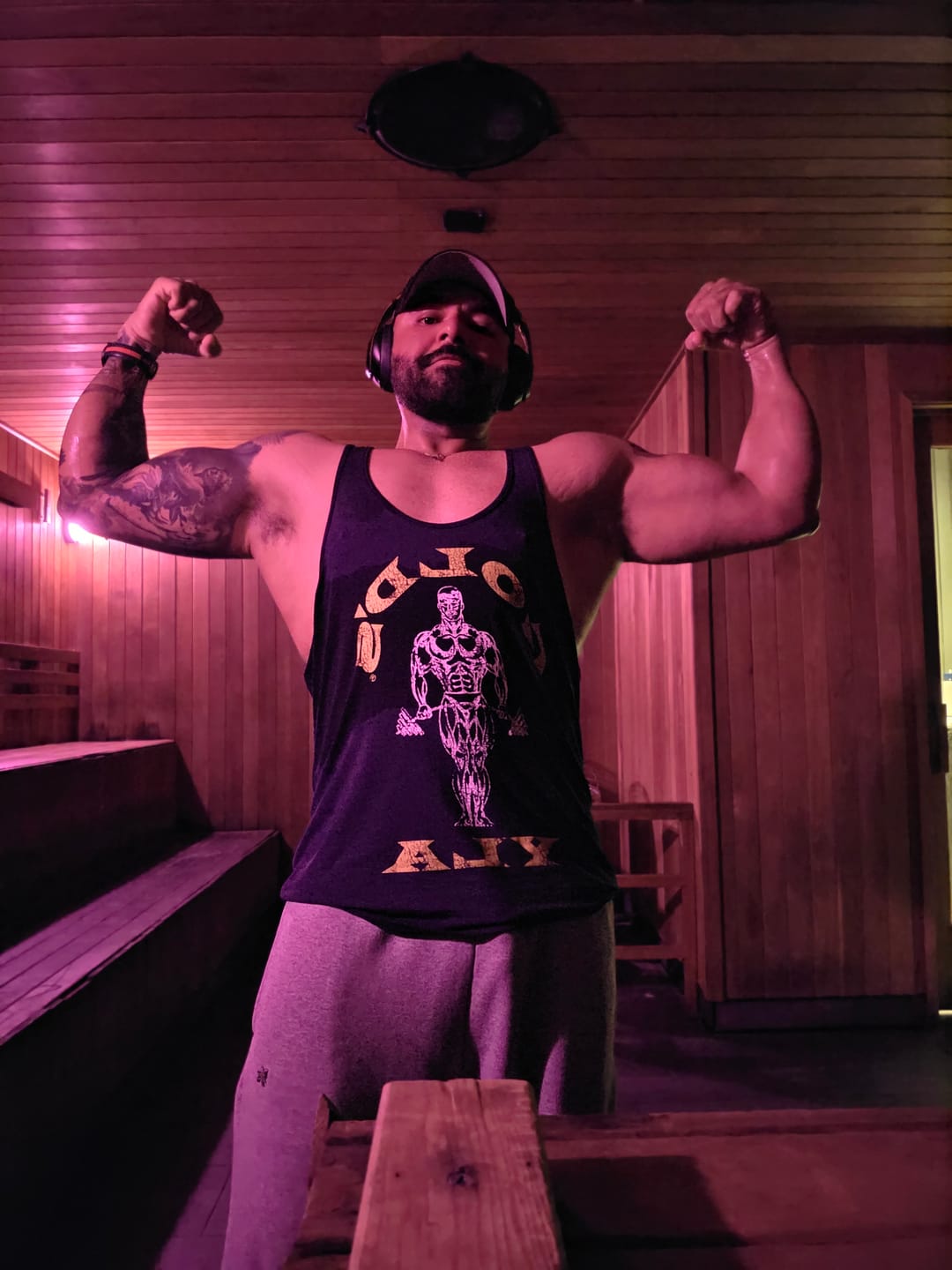 Customer photo review of 3003 - Gold's Iron Legacy Icon Stringers