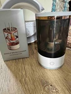 Customer photo review of Ecrena™ – Otomatik Makyaj Fırçası Temizleyici