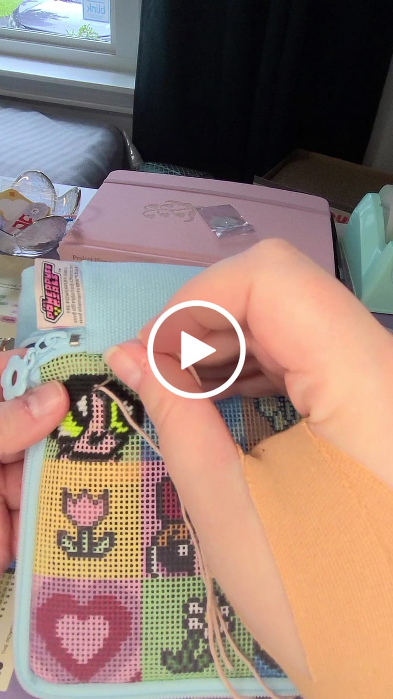 Customer video review of PERFECT GIRL FORMULA - Needlepoint Pouch Kit