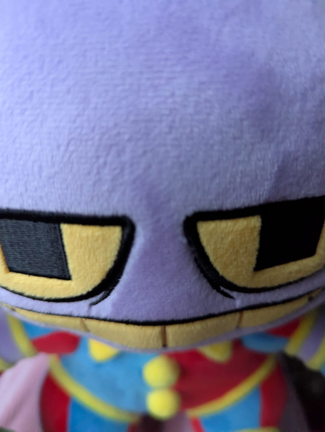 Customer photo review of Pomni-Suit Jax Plush