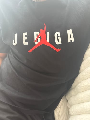 Customer photo review of Jebiga, Premium T-Shirt