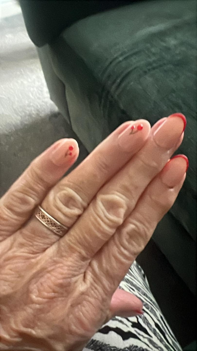 Customer photo review of Cherry Kiss
