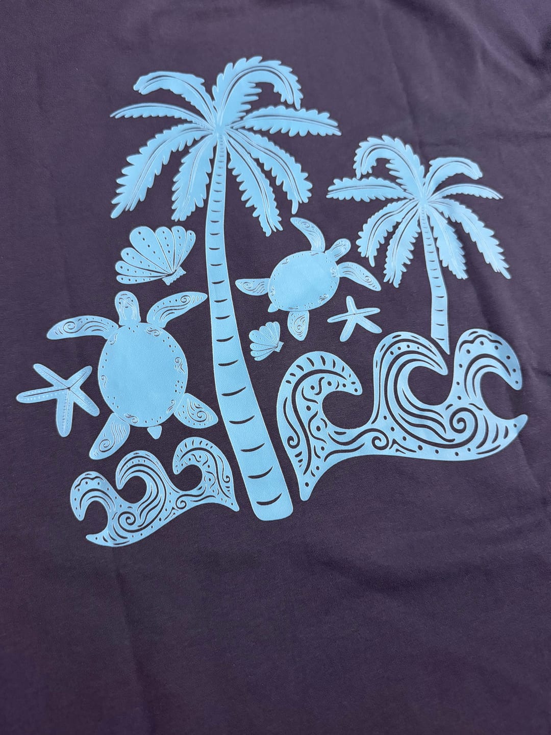 Customer photo review of JAYD T-shirt - Turtle Tribe