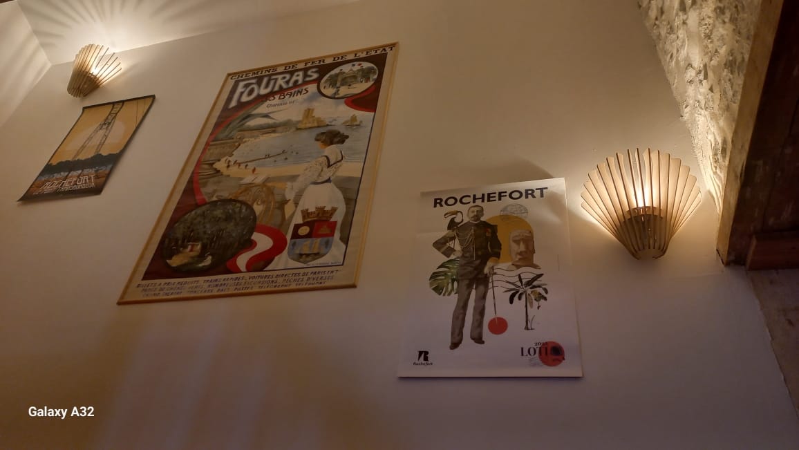 Customer photo review of Aqua | Applique