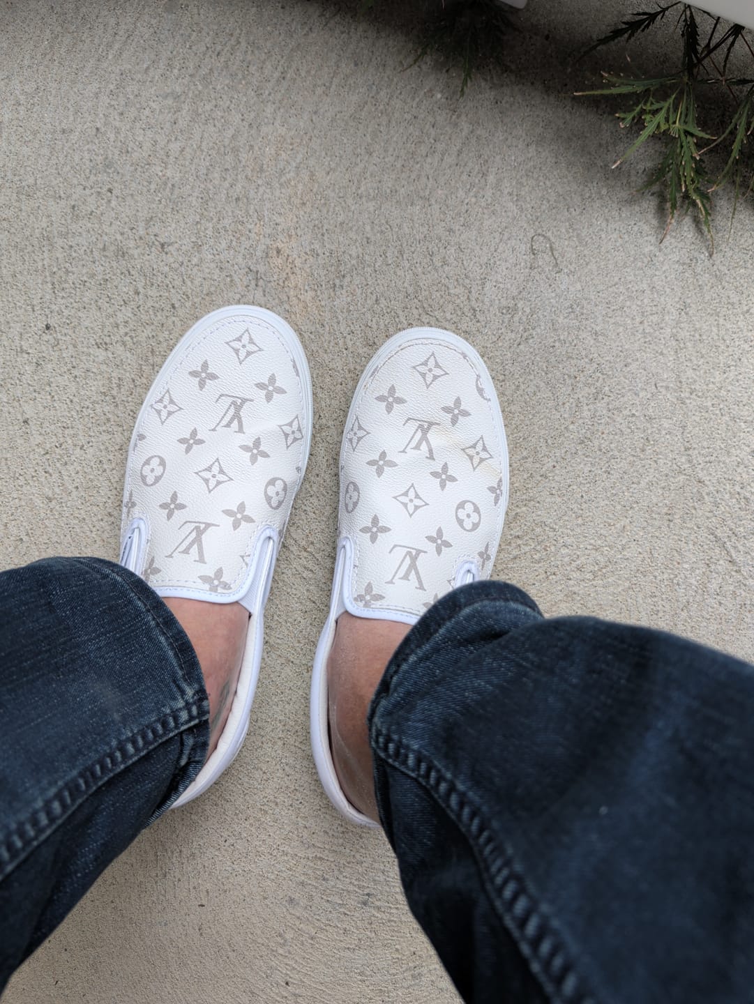 Customer photo review of White Monogram Slip On