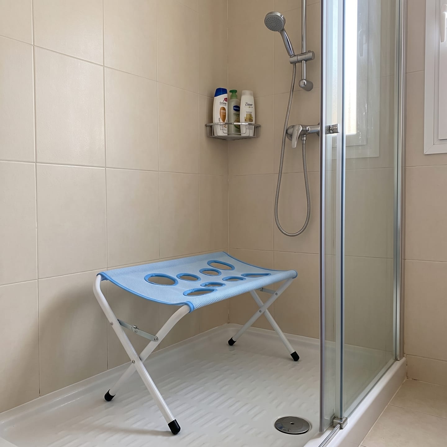 Customer photo review of Hamaca de baño para mascota