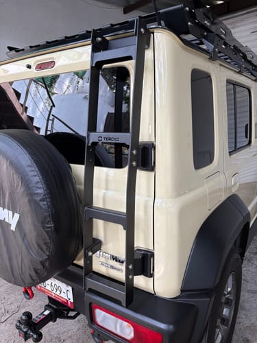 Customer photo review of Escalera 2.0 para Suzuki Jimny 5-puertas
