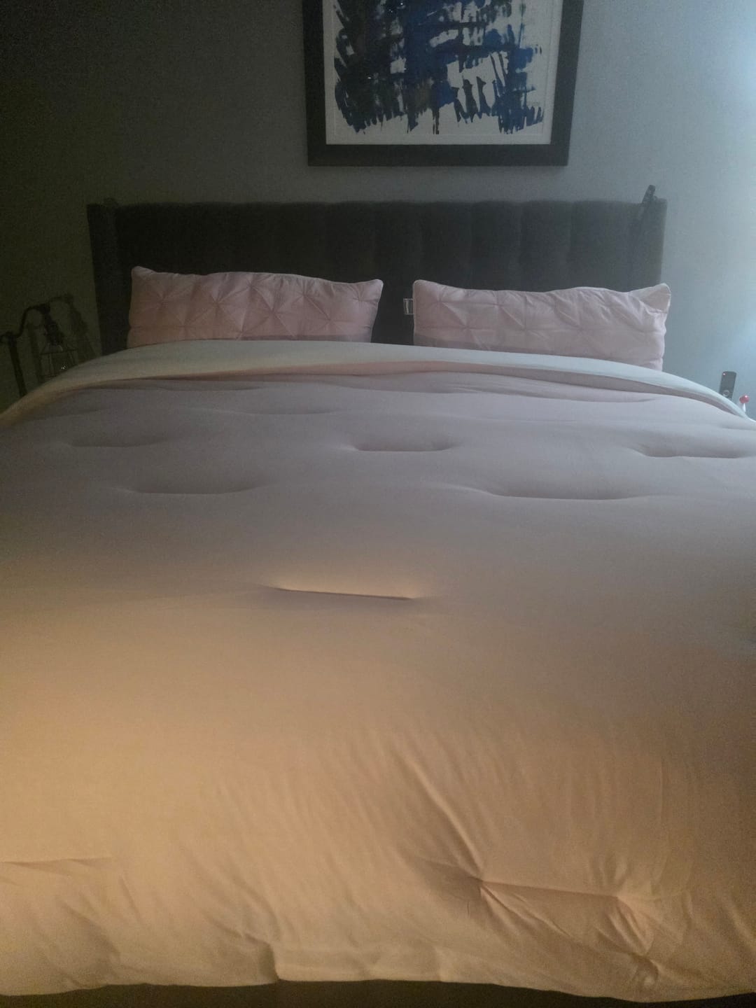 Customer photo review of MarshMellow Comforter