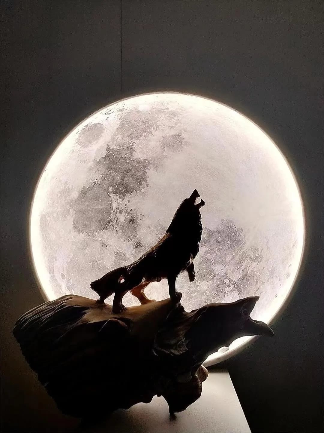 Customer photo review of Black Wall Light for Bedside, Backlit Moon Disc, 25-102 cm