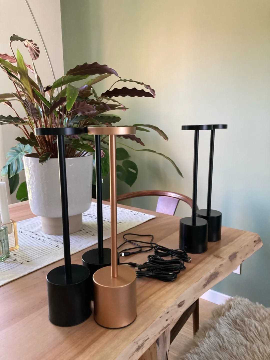 Customer photo review of Gold Table Lamp for Bedside, Cordless Rechargeable, 34 cm