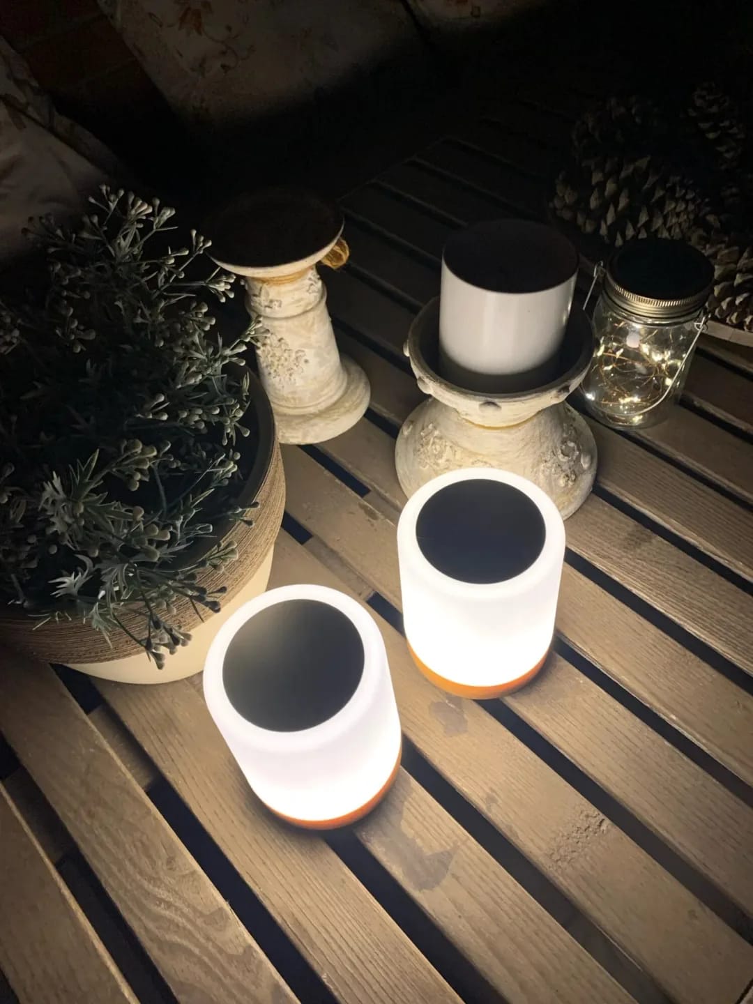 Customer photo review of Colour-Changing Table Lamp for Bedside, Remote Control, 12 cm