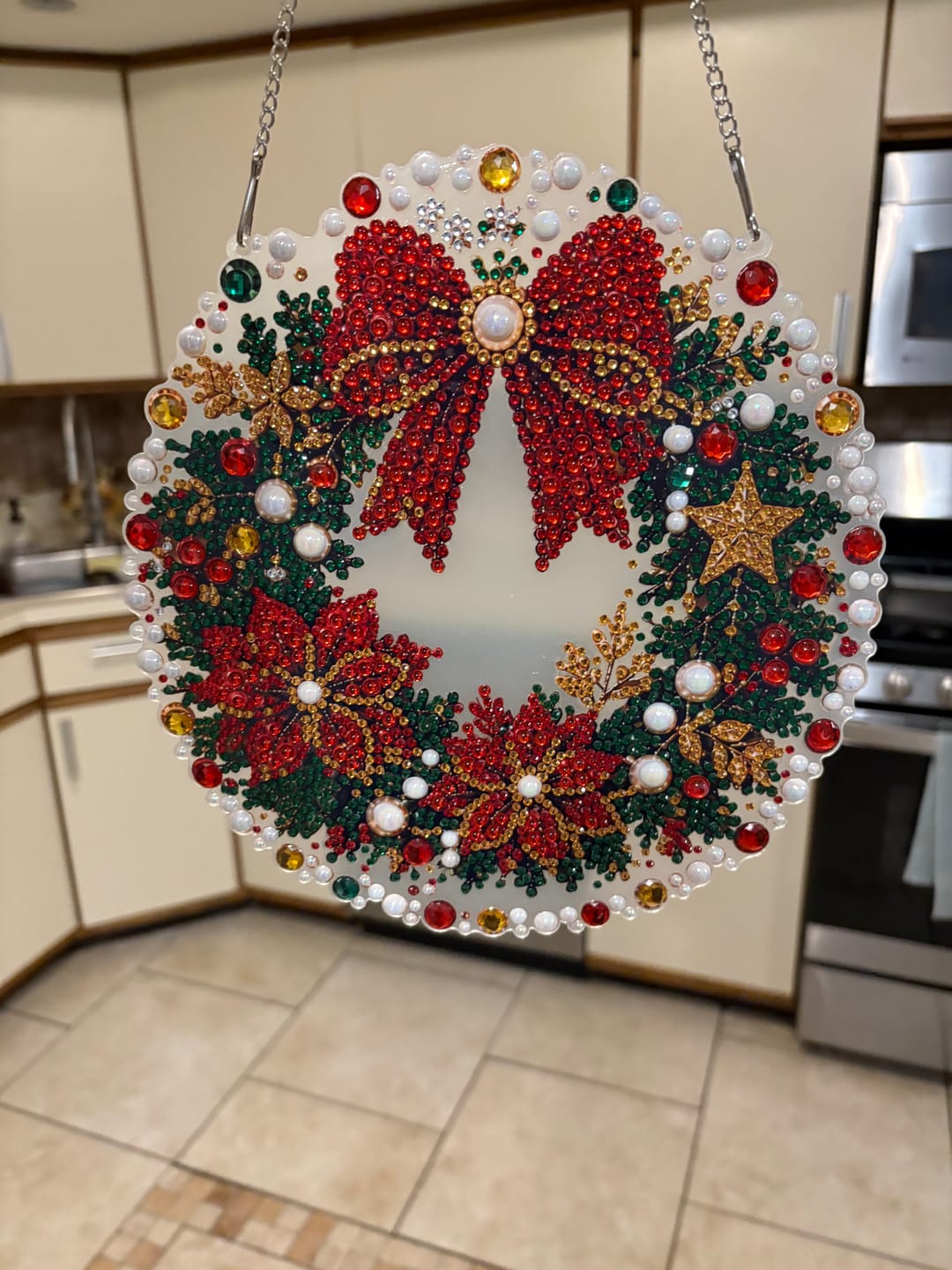 Customer photo review of Pearl Diamond Painting Kit - Christmas Wreath with Bow