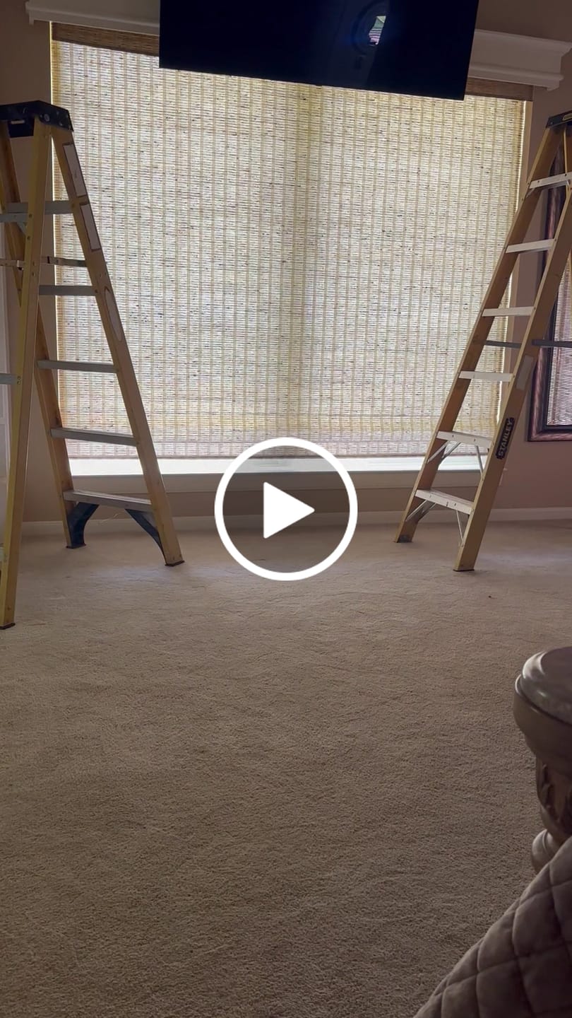 Customer video review of SmartWings Motorized Woven Wood Shades 50%/70%/100% Blackout Orithyia
