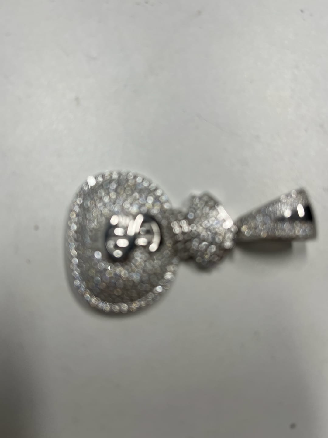 Customer photo review of GL Hip Hop VVS Moissanite Iced Out Money Bag Pendant