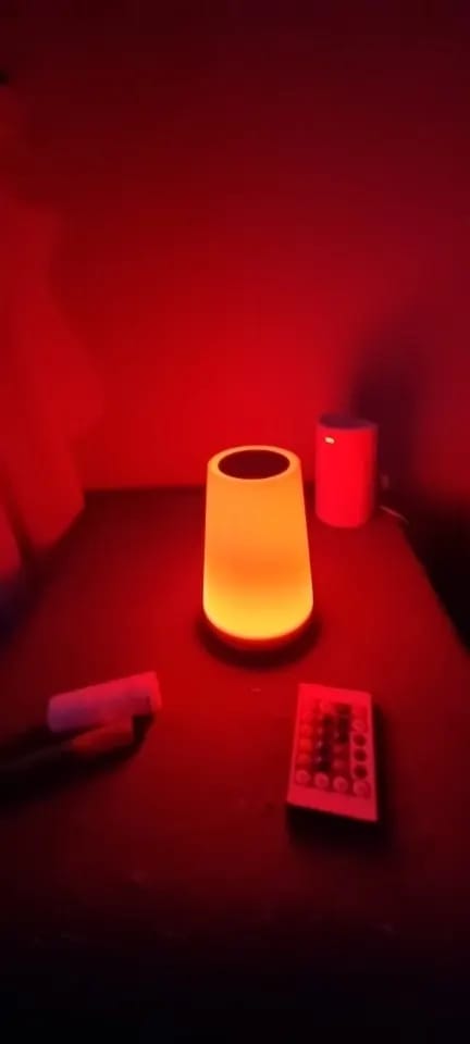 Customer photo review of Colour-Changing Table Lamp for Bedside, Remote Control, 12 cm