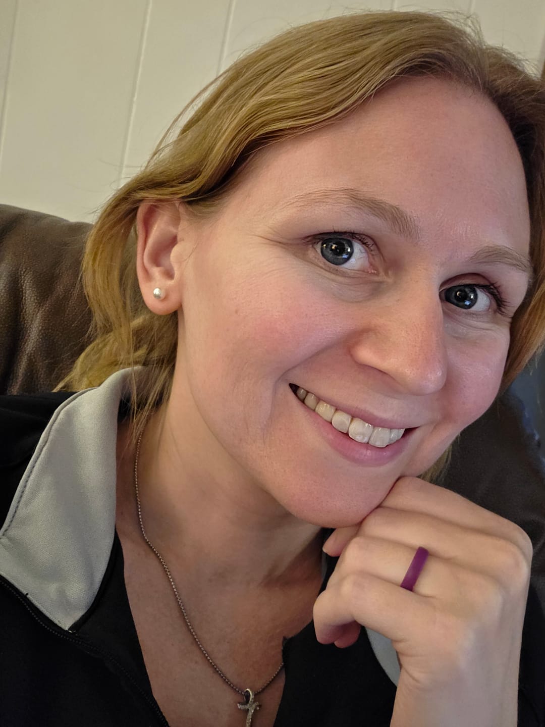Customer photo review of Faux Pearl Studs Hypoallergenic Earrings for Sensitive Ears with Plastic Posts