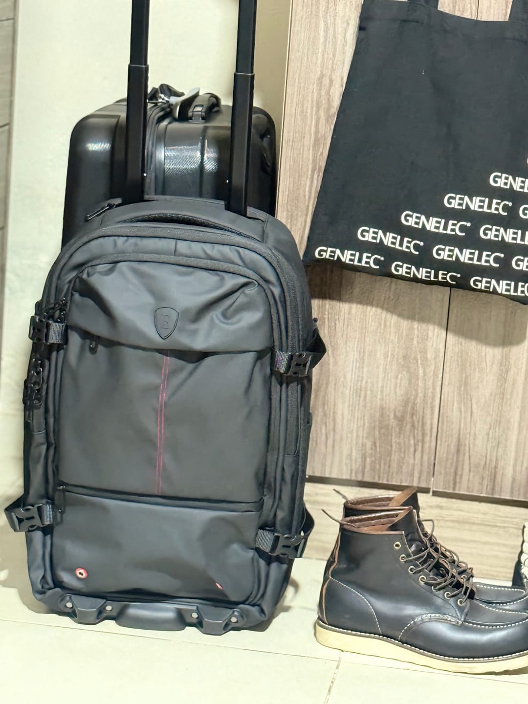 Customer photo review of Hybrid Air Backpack