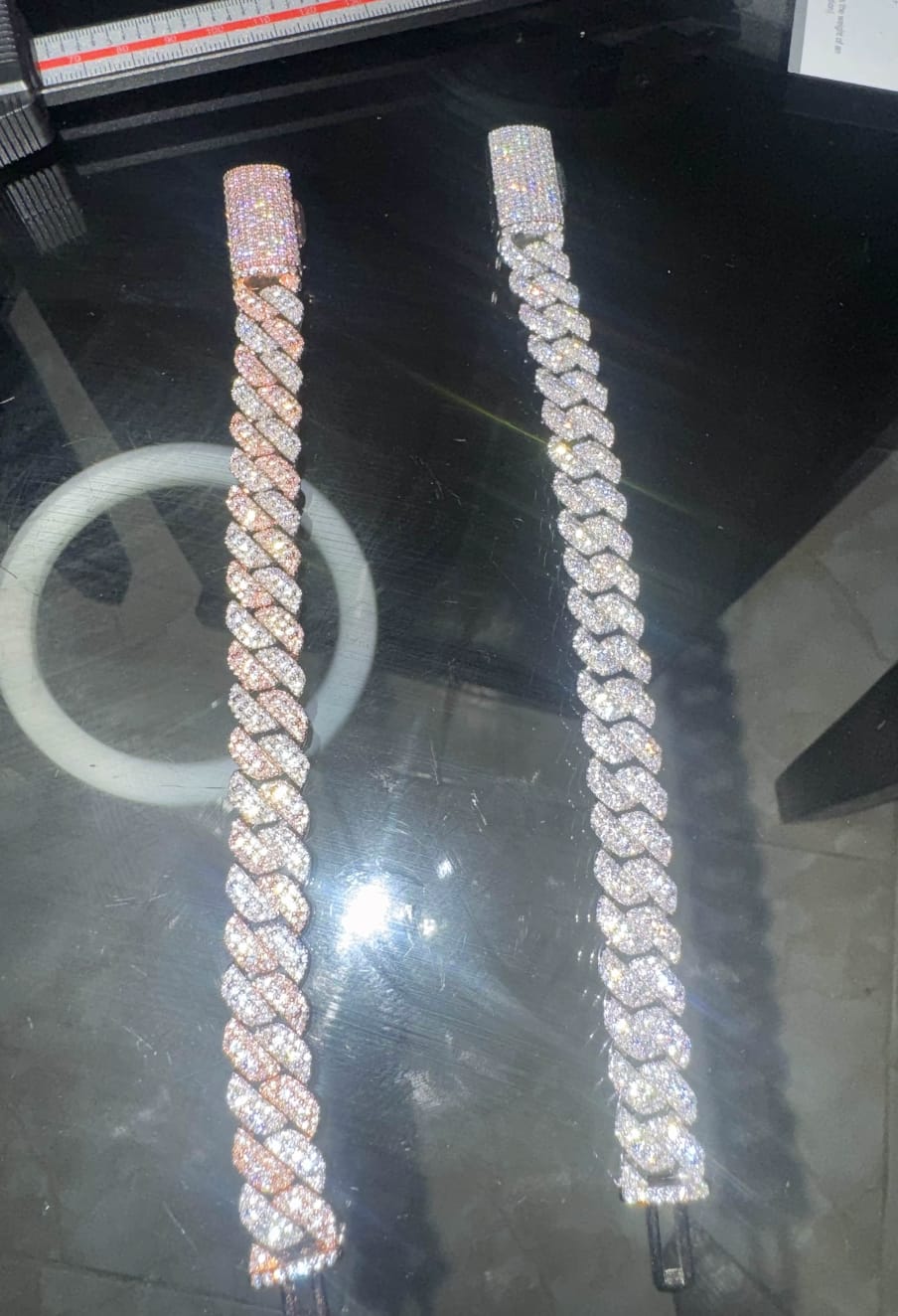 Customer photo review of 10MM 2 Rows Full VVS Moissanite Edge Cuban Link Chain