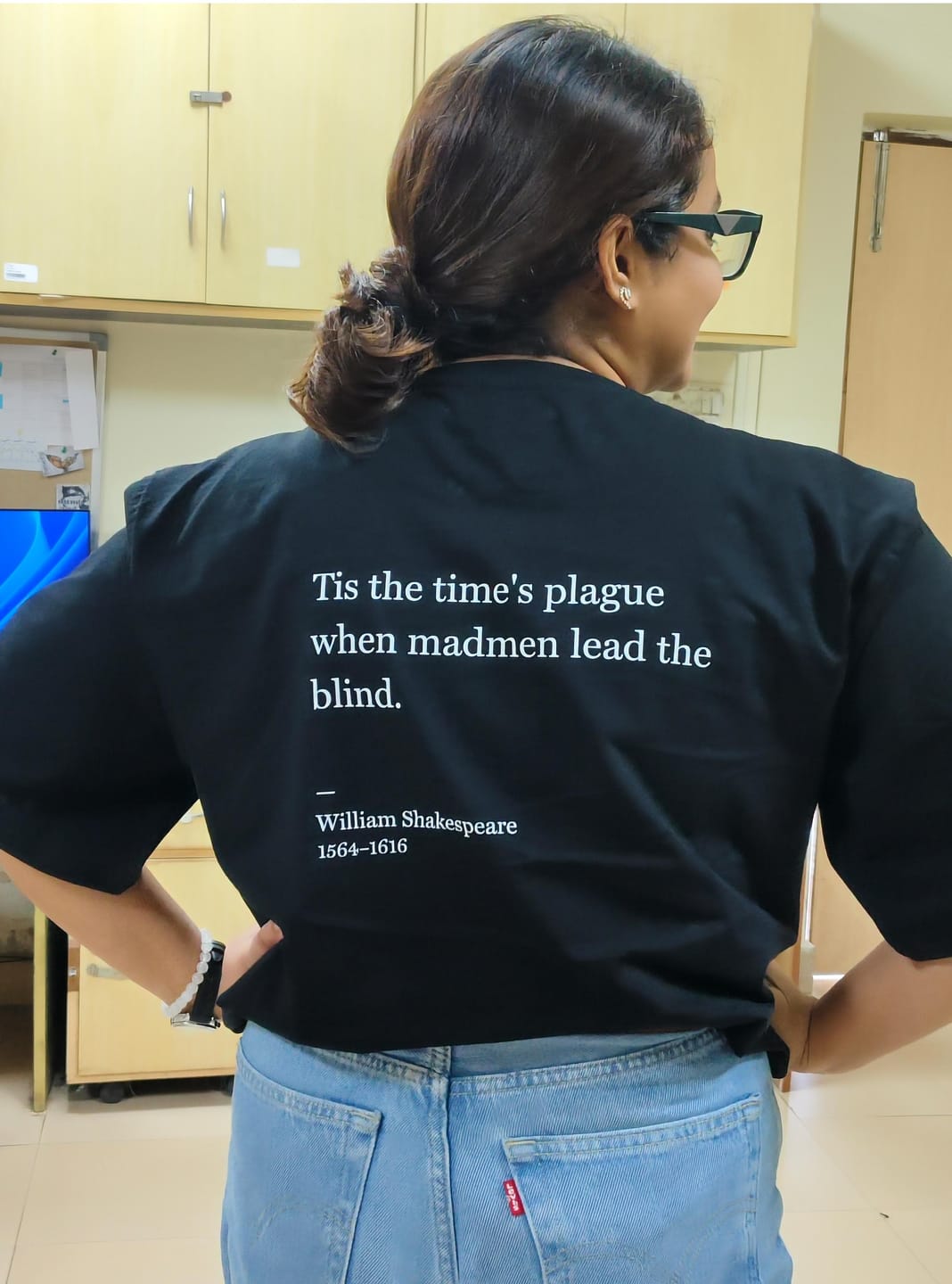 Customer photo review of Madmen Lead The Blind: Oversized Shakespeare Literature Tee