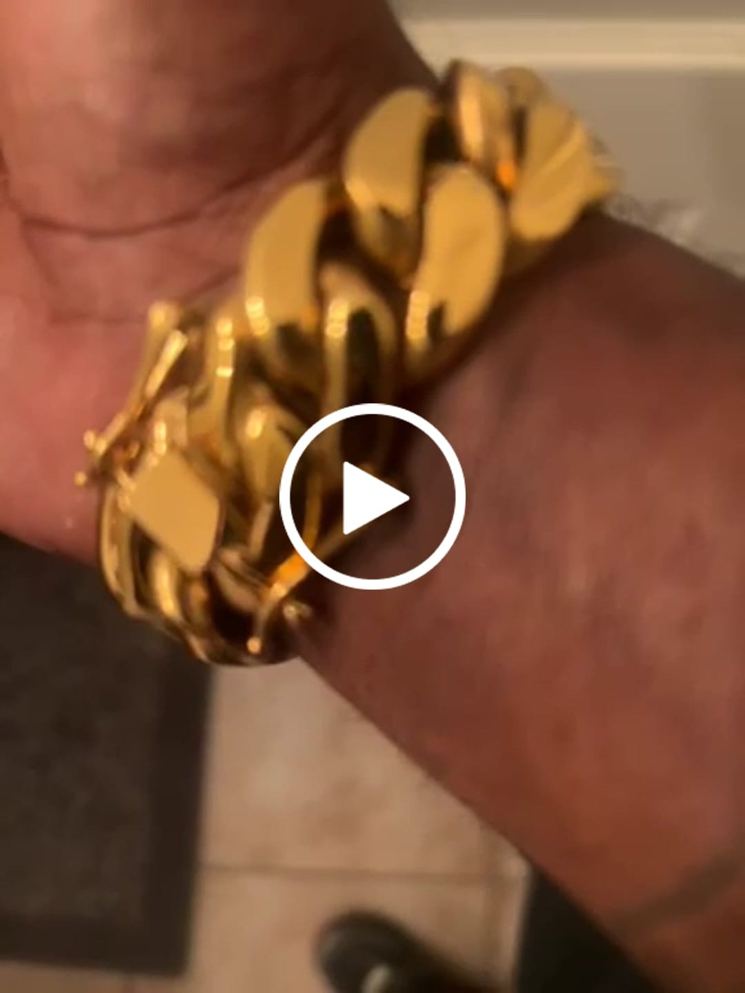 Customer video review of 10-22mm Solid 18k Gold Plated Miami Cuban Link Bracelet