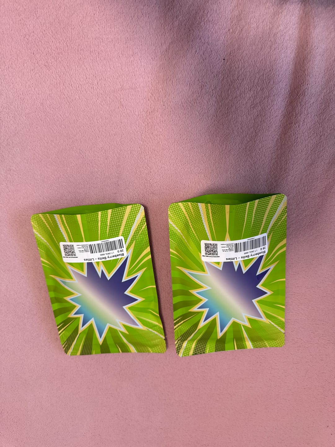 Customer photo review of LITTLES BRAND - Blueberry Belts - 28 Grams Littles - Indica