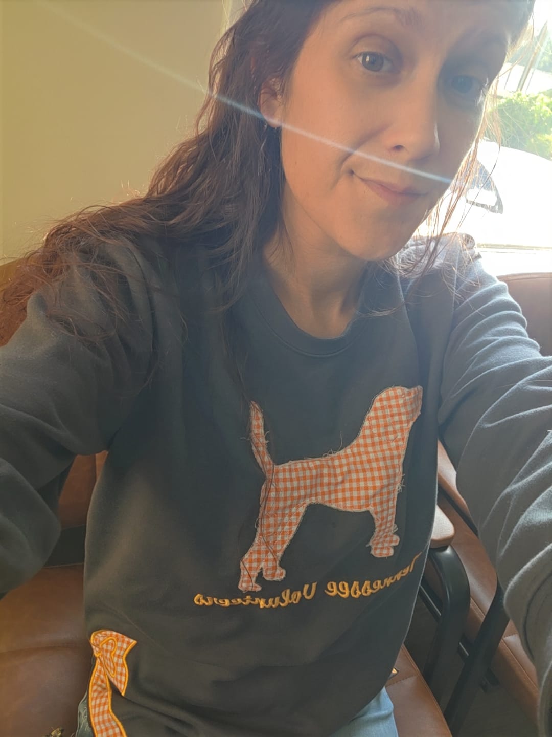 Customer photo review of Custom Tennessee Volunteers Women’s Team Spirit Sweatshirt – Applique Embroidered Side Bow Pullover